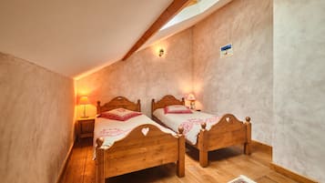 2 sovrum, strykjÀrn/strykbrÀda, gratis wi-fi och sÀngklÀder