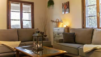 TV, fireplace, table tennis