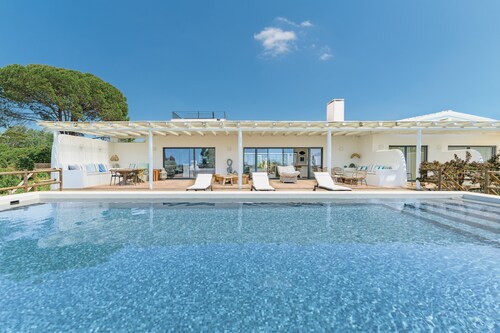 Villa 'Monte Da Torre' avec vue sur mer, Wi-Fi et climatisation