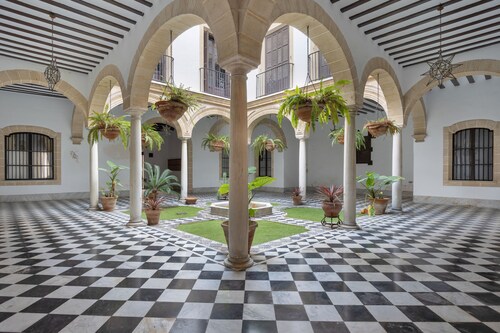 Apartamento 'Exclusivo Apartamento En Palacio' con balcón, Wi-Fi y aire acondicionado