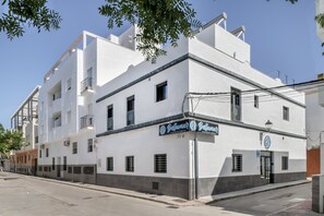 Exterior - Apartment 'Bellamar Estudio 2 Adapted' with Wi-Fi and Air Conditioning (Barbate)