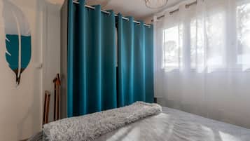 3 bedrooms, iron/ironing board, free WiFi