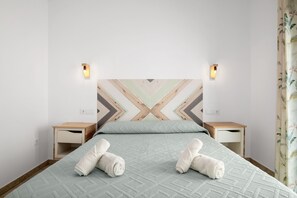 2 habitaciones, tabla de planchar con plancha y wifi gratis 