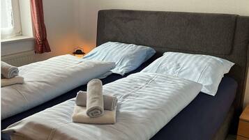 1 bedroom, individually furnished