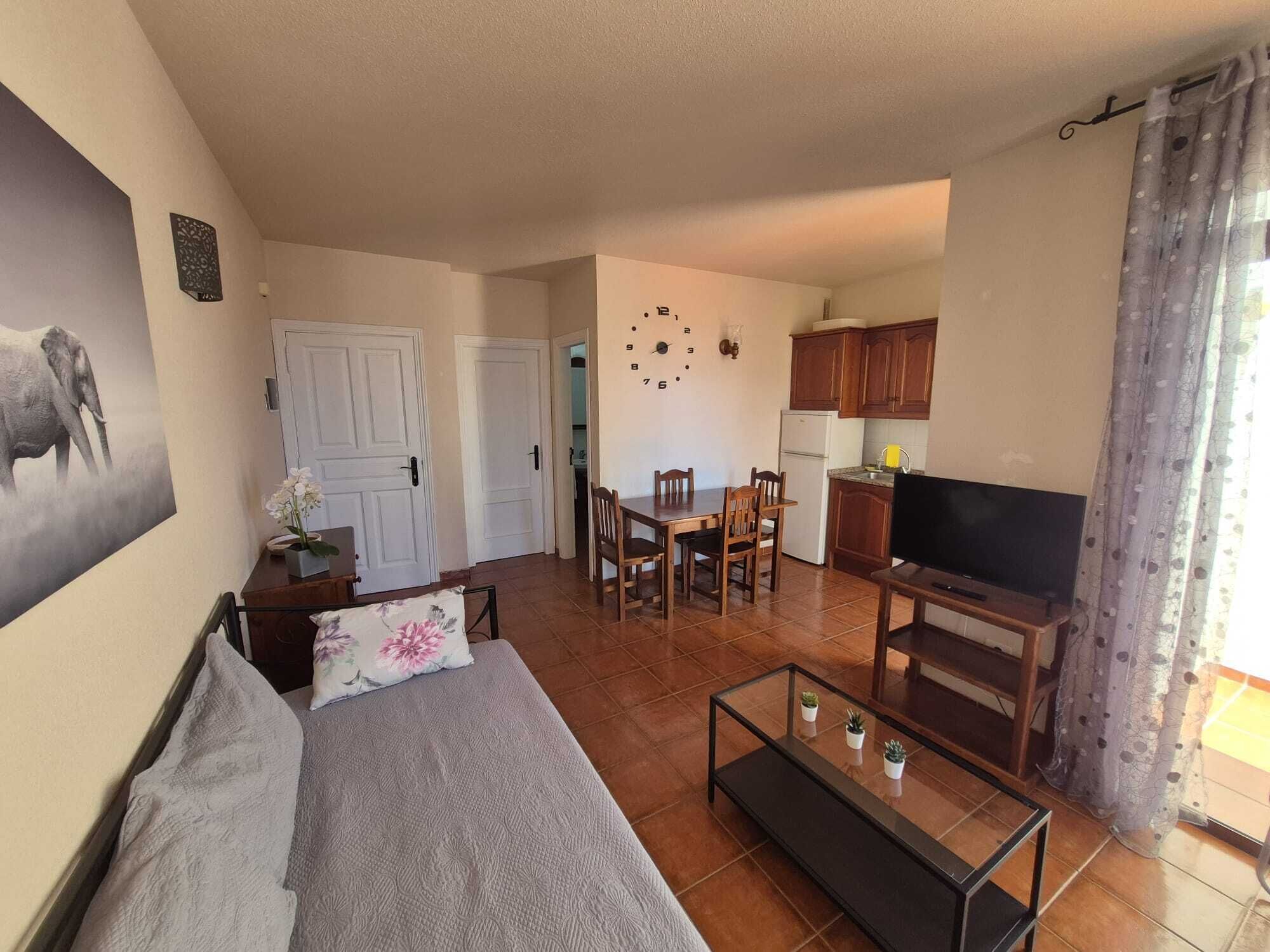 1 dormitorio, tabla de planchar con plancha, wifi gratis y ropa de cama