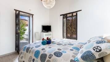 2 dormitorios, tabla de planchar con plancha, wifi gratis y ropa de cama