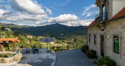 Maison de vacances 'Quinta Do Bairro - 1Âș Andar' avec vue sur la montagne, Wi-Fi et climatisation