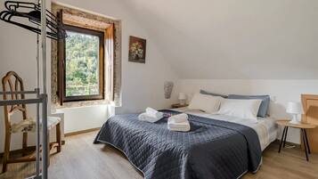 2 bedrooms, free WiFi, bed sheets