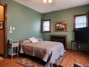 2 chambres, fer et planche à repasser, Wi-Fi, literie fournie