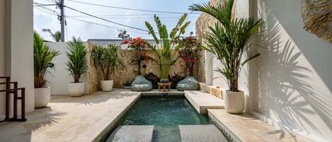 Vila básica | Piscina | Piscina externa