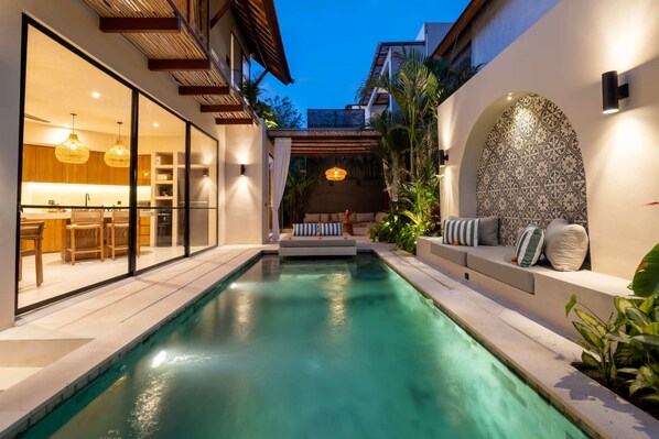Basic Villa | Pool