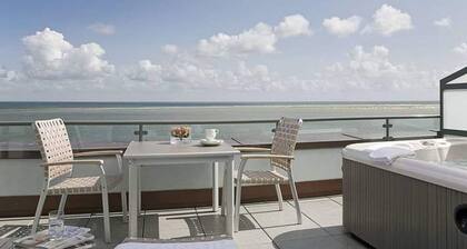 Holiday Apartment With 2 Bedrooms