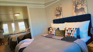 3 bedrooms, WiFi, bed sheets