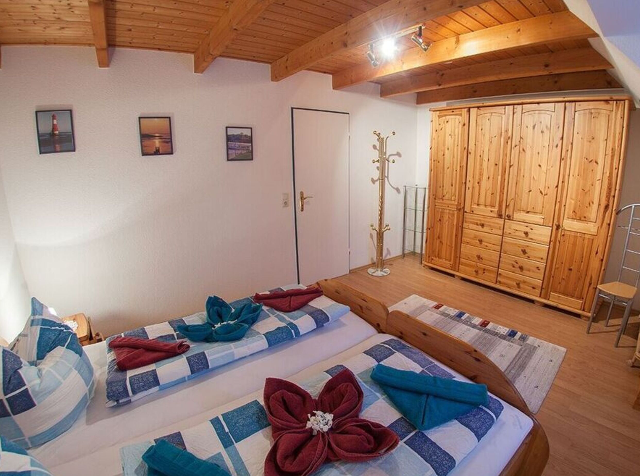 3 間臥室、布置獨特、熨斗/熨衣板