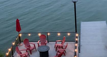 Charming 4 Bedroom with spectacular views of Moses Lake!