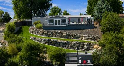 Charming 4 Bedroom with spectacular views of Moses Lake!