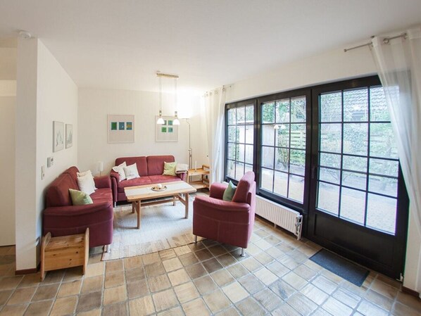 Living area - Kern Comfortable Holiday Residence (Varel)