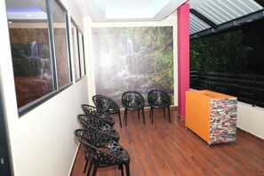 Deluxe Double Room, 1 Queen Bed, Non Smoking | Terrace/patio