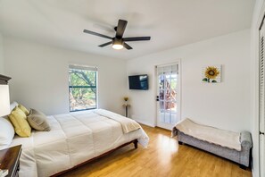 3 chambres, bureau, fer et planche à repasser, Wi-Fi