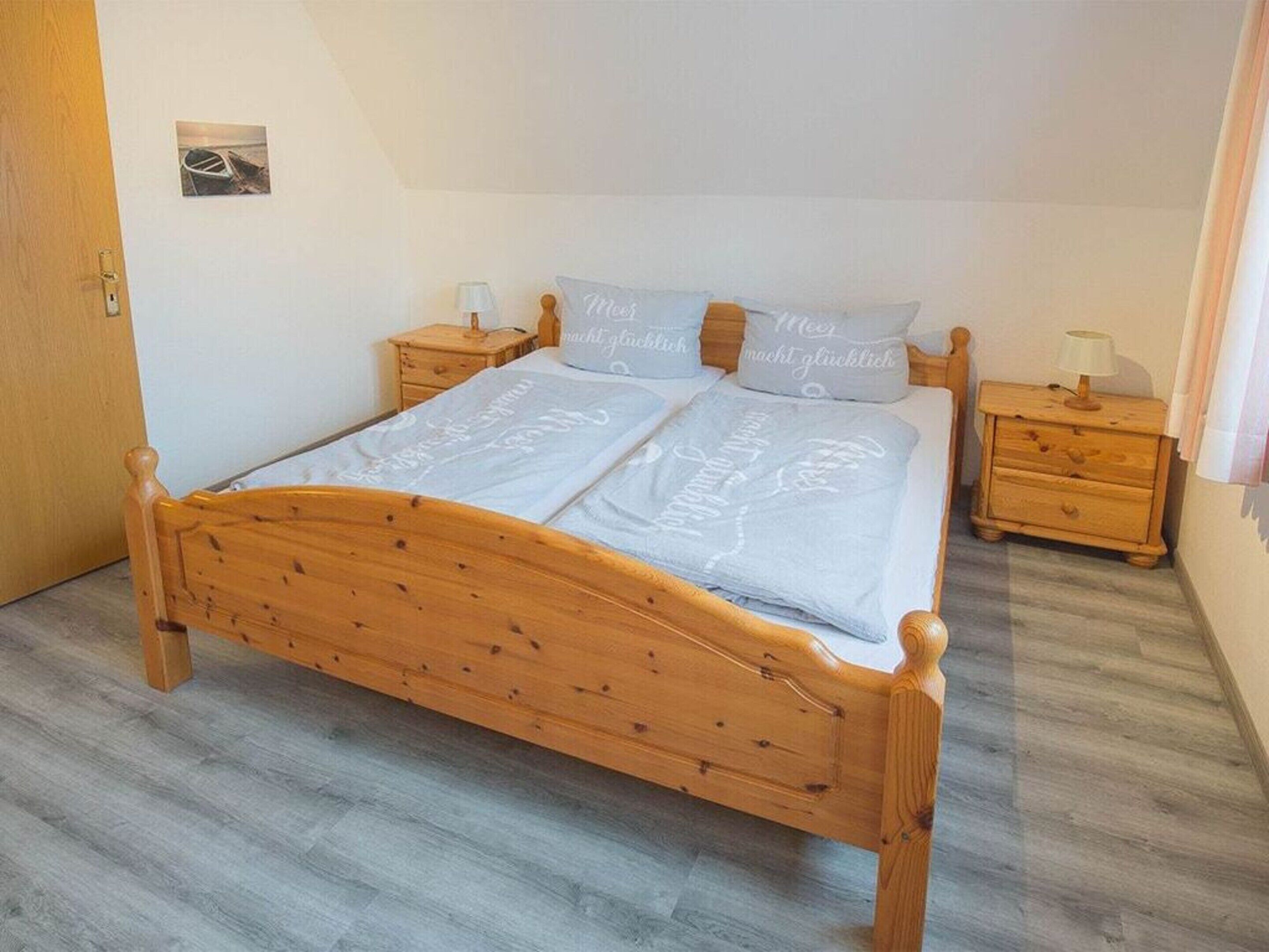 1 間臥室、布置獨特、熨斗/熨衣板