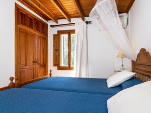 3 bedrooms, iron/ironing board - Holiday House in Inca With Swimming Pool (Inca)