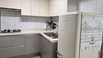 Apartment, Multiple Beds, Non Smoking, Kitchen (non-Korean nationals only) | Private kitchen