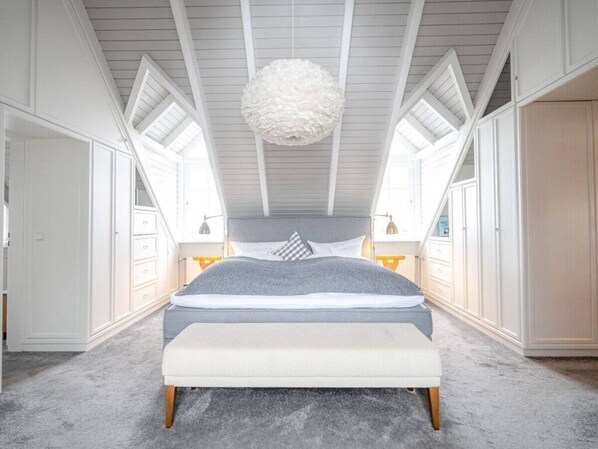 4 bedrooms, iron/ironing board - Turm360 Comfortable Holiday Residence (Varel)