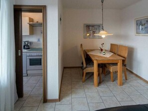 Dining - Flood Comfortable Holiday Residence (Norden)