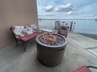 Prime Lakefront on Moses Lake
