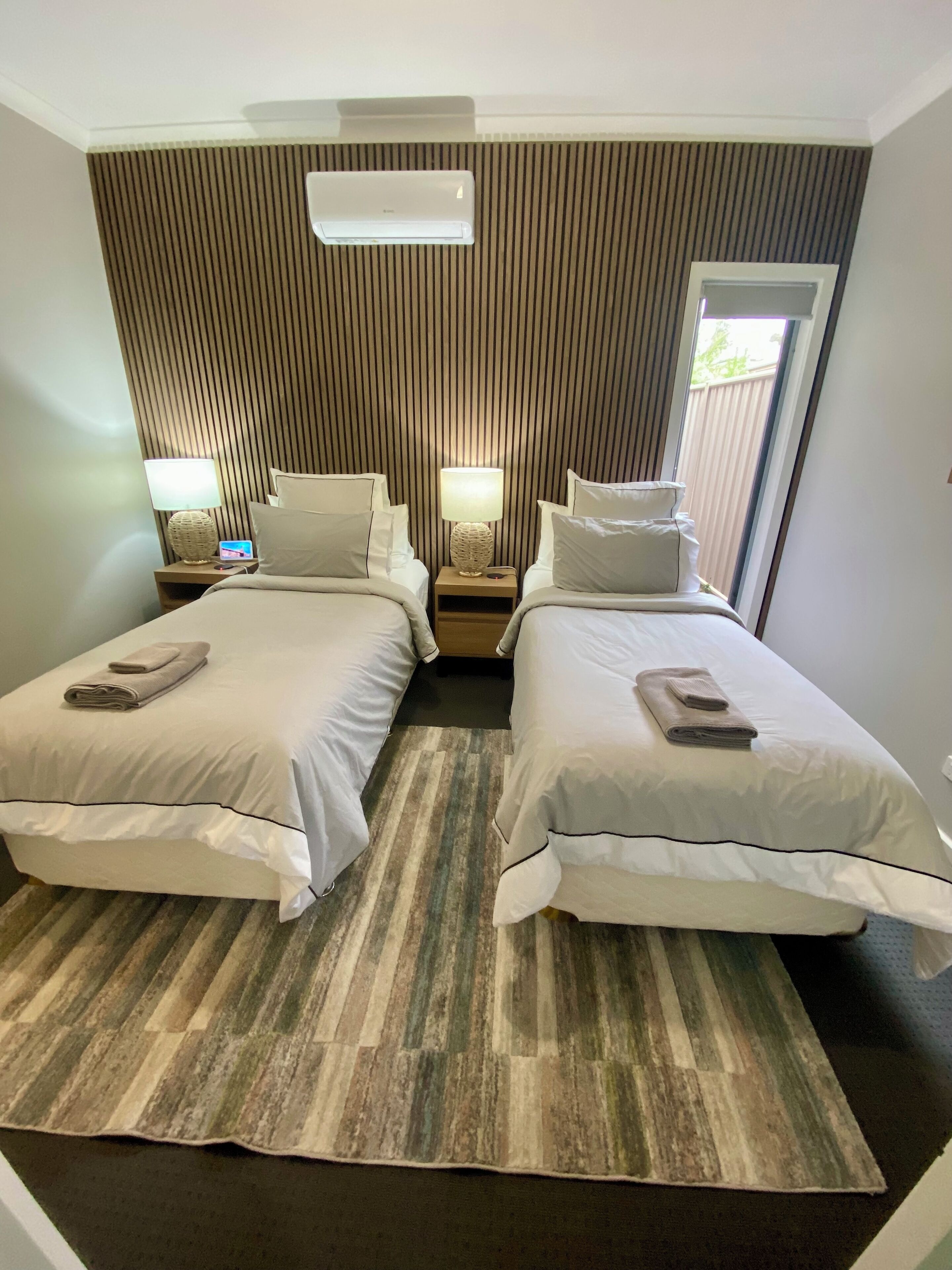 2 chambres, fer et planche à repasser, lit parapluie, Wi-Fi