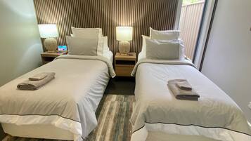 2 bedrooms, iron/ironing board, travel cot, WiFi