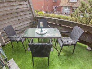 House | Dining