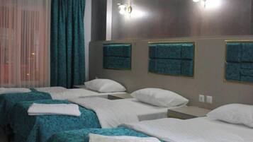 1 bedroom, iron/ironing board, free WiFi