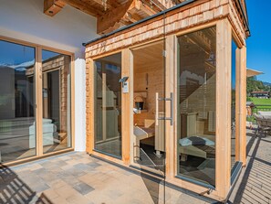 Terrace/patio - Premium combination with gondola view and sauna (Hollersbach im Pinzgau)