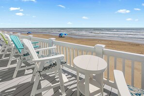 Property grounds - Cala Tortuga Beachfront Elevator, Hot Tub, Great Views (Galveston)