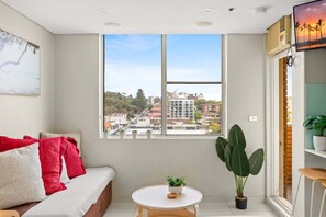 TV - Bondi Studio Apartment (Bondi)