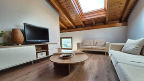 Living area - C26A01 Apto Moderno en Tagle (Tagle)