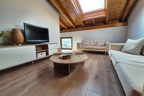 Living area - C26A01 Apto Moderno en Tagle (Tagle)