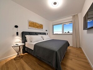 Villa | 3 bedrooms, individually furnished, iron/ironing board - Villa Nostro Porto With Pool (Zadar)