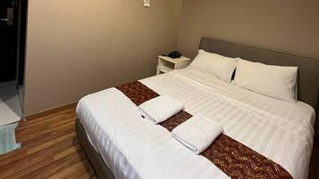 Soundproofing, iron/ironing board, free WiFi