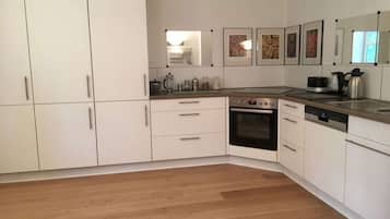 Mobile Home | Private kitchen