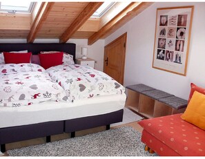 3 Schlafzimmer, individuell eingerichtet