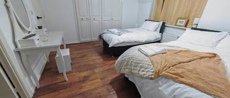 1 bedroom, iron/ironing board, WiFi, bed sheets