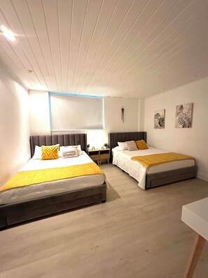 1 bedroom, desk, iron/ironing board, WiFi