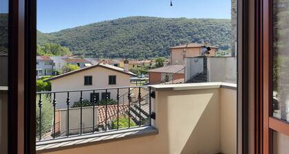 5' from Lake Iseo, Your Oasis of Peace