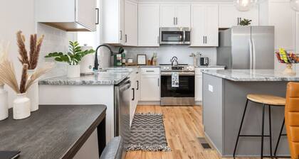 Dog-Friendly Apt with Fenced Yard in Richmond, VA!