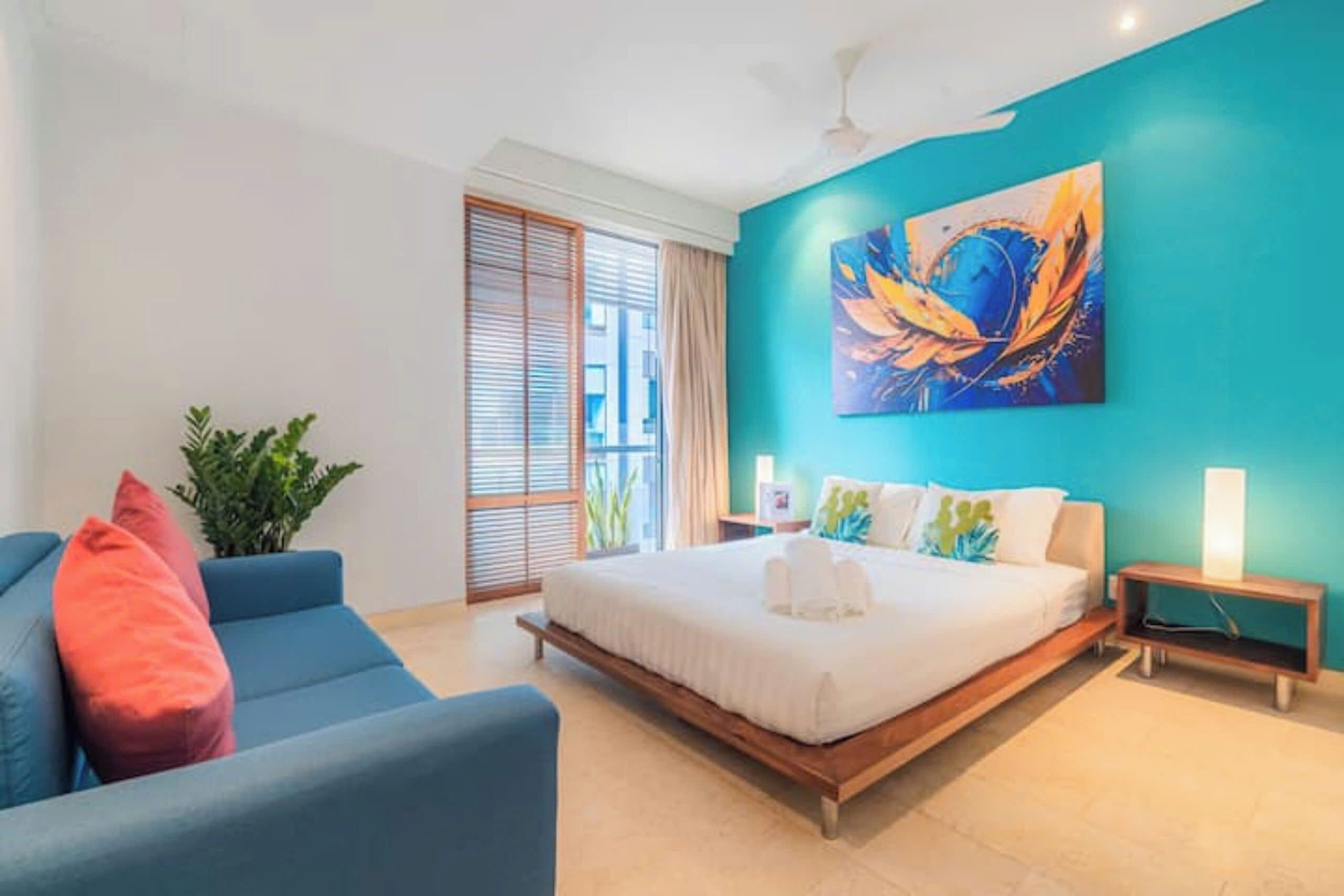 Phòng Suite Royal, 3 phòng ngủ, quyền sử dụng Club Lounge, quang cảnh thành phố | Bộ đồ giường cao cấp, chăn bông, nệm Select Comfort 