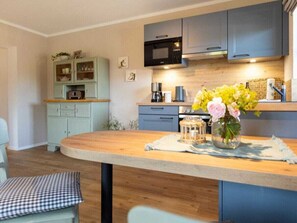 Private kitchen - Melf 3 Comfortable Holiday Residence (Reichersbeuern)