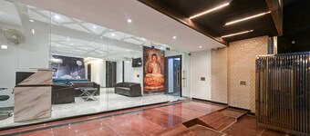 Suite Grand Plaza Noida 