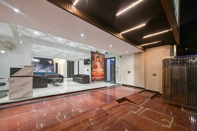 Suite Grand Plaza Noida 